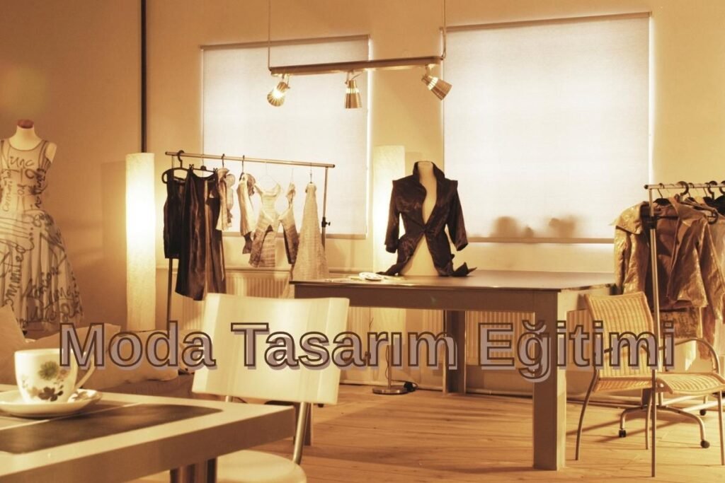 Moda Tasarım Eğitimi