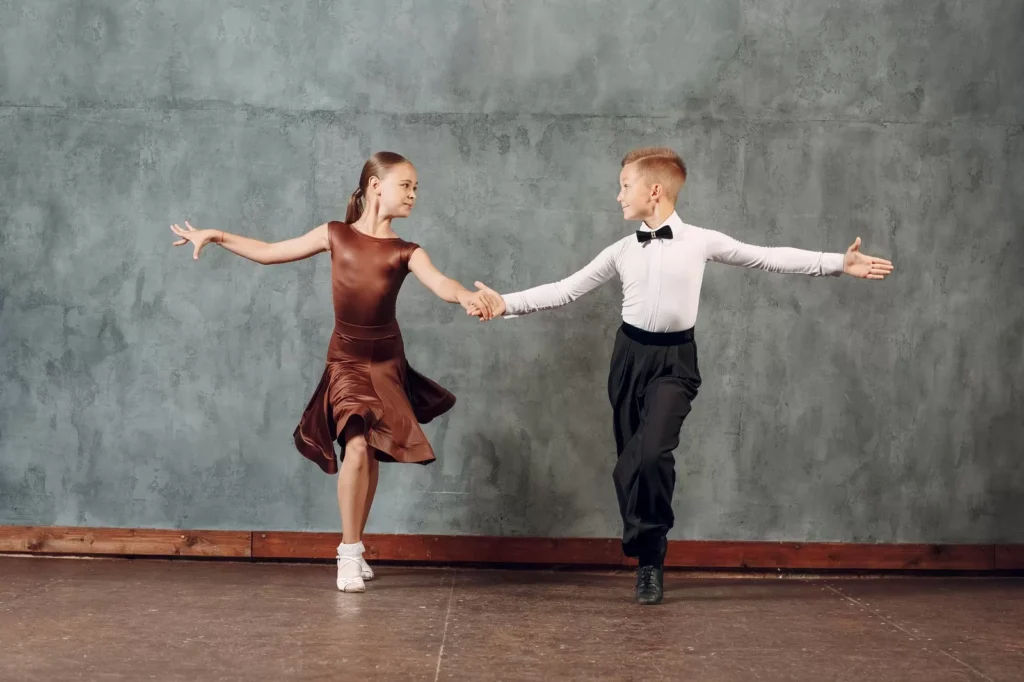 Salsa Dansı Nedir ve Neden Bu Kadar Popüler?